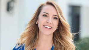 Biografia actritei Dolunay Soysert