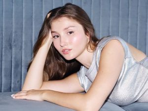 Biografia actritei Ilayda Akdogan